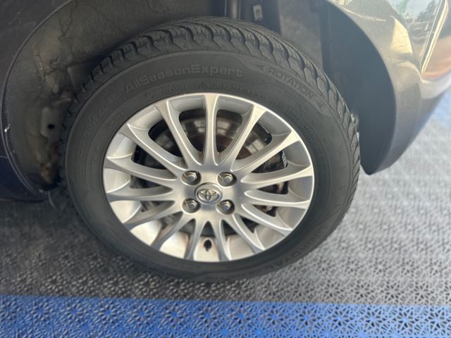 Toyota Yaris  Sol