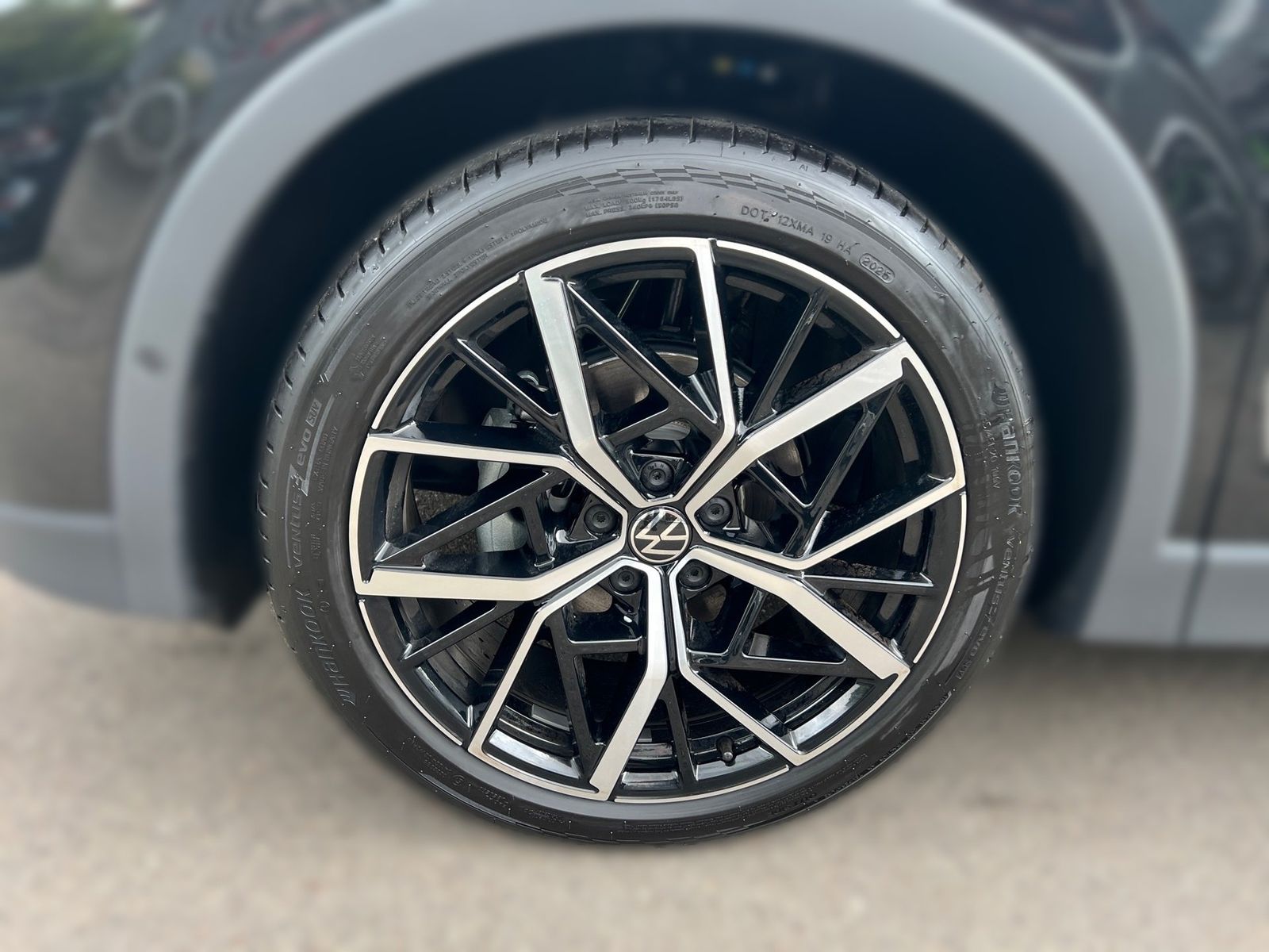 Volkswagen Tiguan 1.5 l eTSI DSG GOAL Panodach AHK Navi foto 5