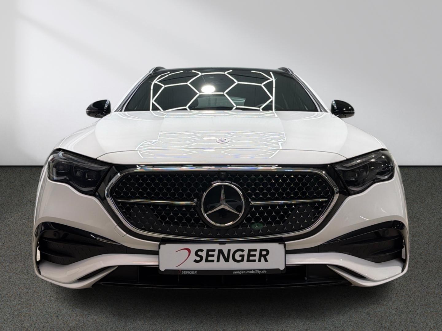 Mercedes-Benz E 220 d T AMG Night Pano DigitalLight Distronic