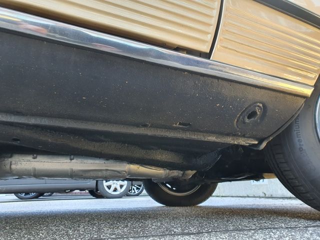 Fahrzeugabbildung Mercedes-Benz SL 560 R107 Wertgutachten Vollabnahme