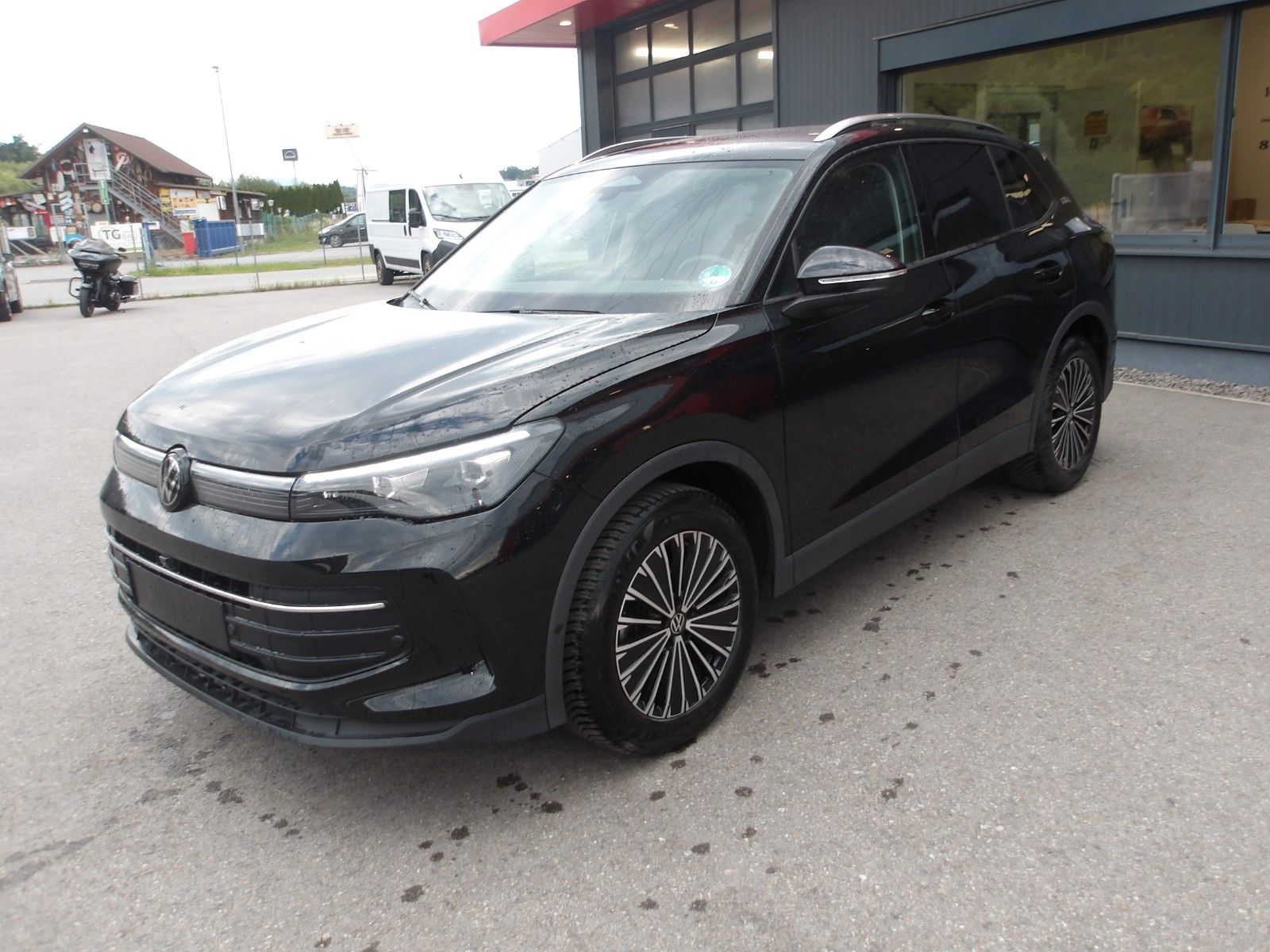 Volkswagen Tiguan 1.5 eTSI Goal *LED+*360 CAM*EXP. 22990*