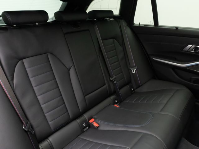 Foto Nummer 30: BMW 330d