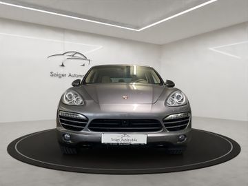 Porsche Cayenne - 2