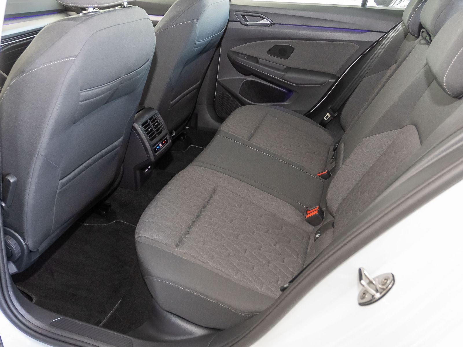 Volkswagen Golf - Bild 18