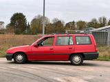 Opel Kadett E Club Caravan C16SE - Opel Kadett: Kombi