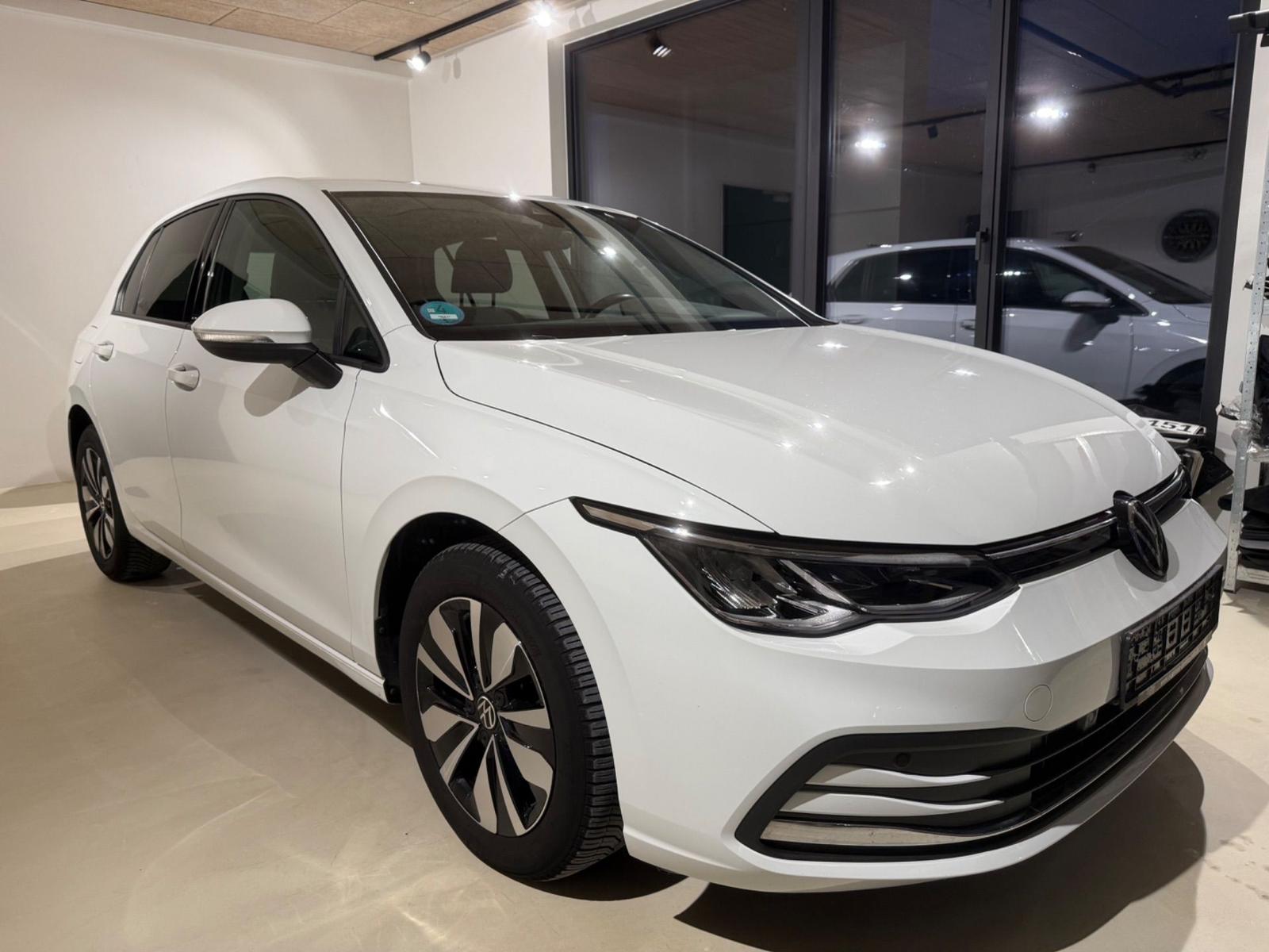 Volkswagen Golf VIII 2.0 TDI Move