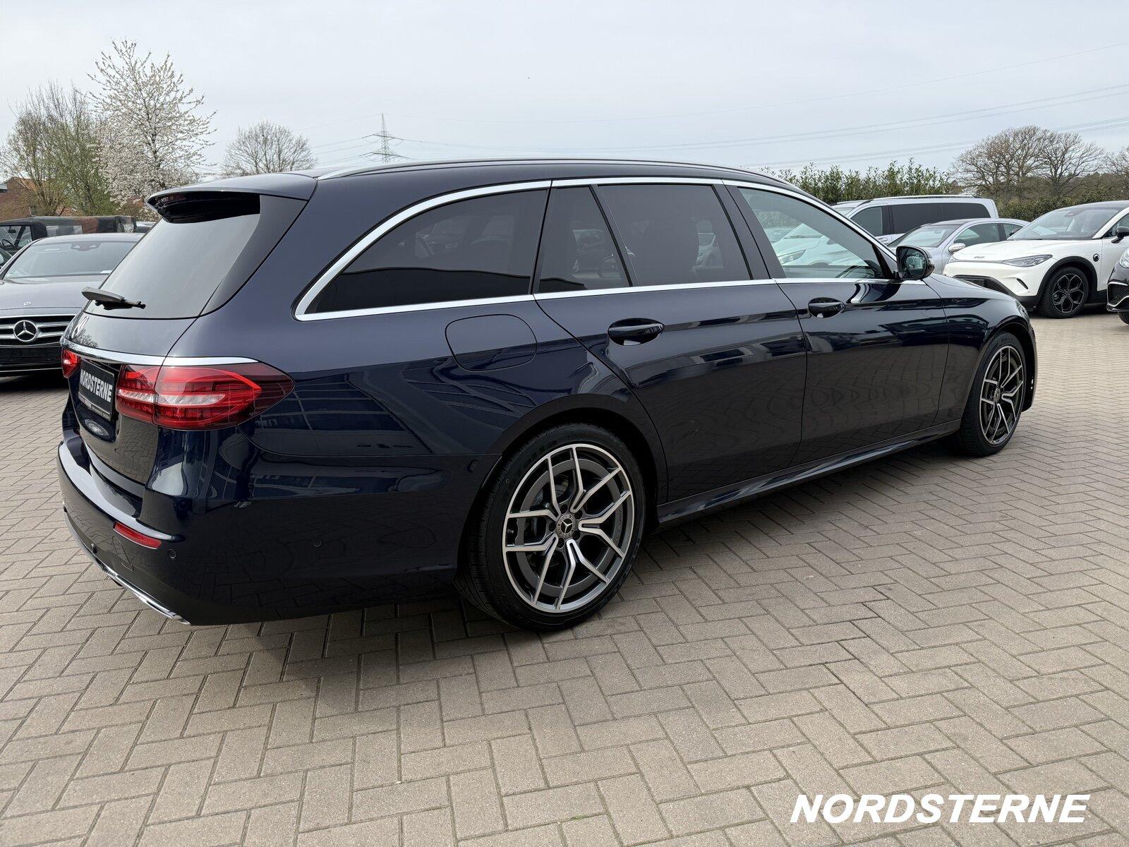 Mercedes-Benz E 220 d T AMG-LINE+DISTRONIC+MULTIBEAM+SHD+WIDE