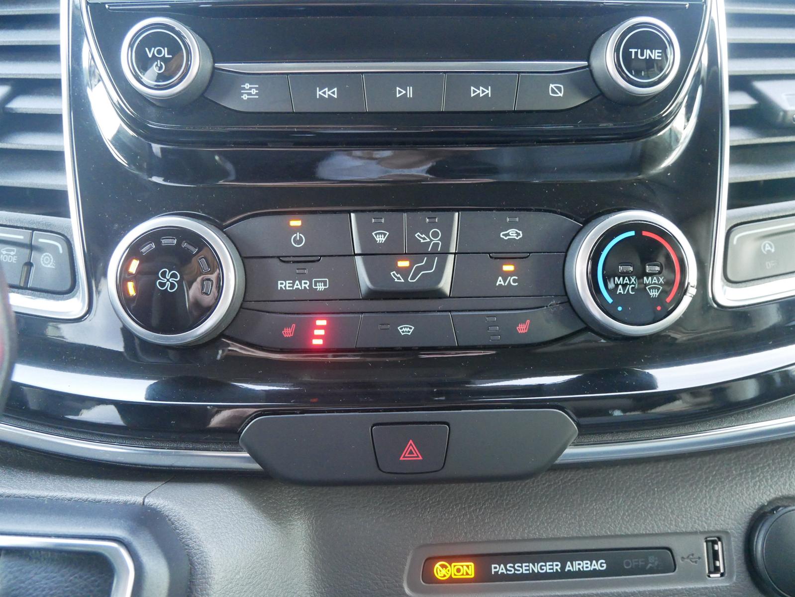 Ford Tourneo Custom 320 L1H1 VA Autm. Titanium X AHK