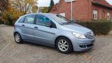 Mercedes-Benz B 170 Benziner /Automatik/Navigation - blaue Mercedes-Benz B 170