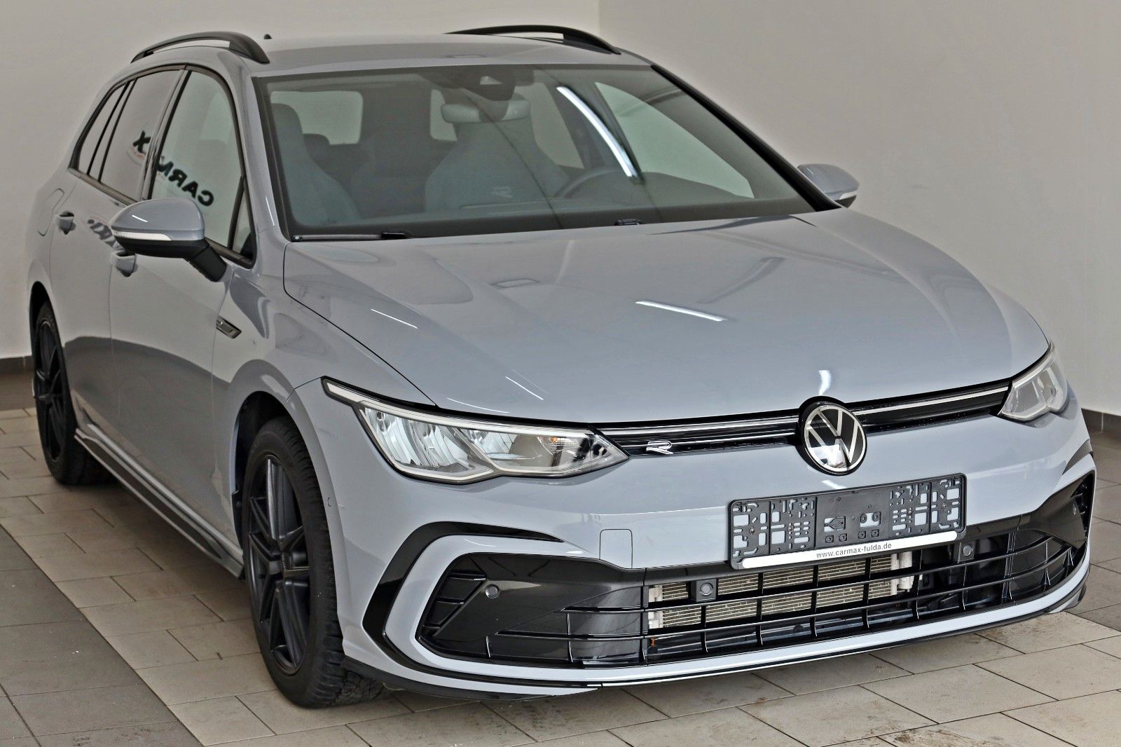 Fahrzeugabbildung Volkswagen Golf VIII Variant R-Line eTSI Navi,LED,ACC,AHK