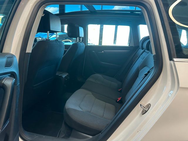 MYAUTOCENTER – Gebraucht- und Jahreswagen mit Werkstattservice in Pfaffenhofen Volkswagen Passat Variant Business Edition BMT *NAVI*XENON*