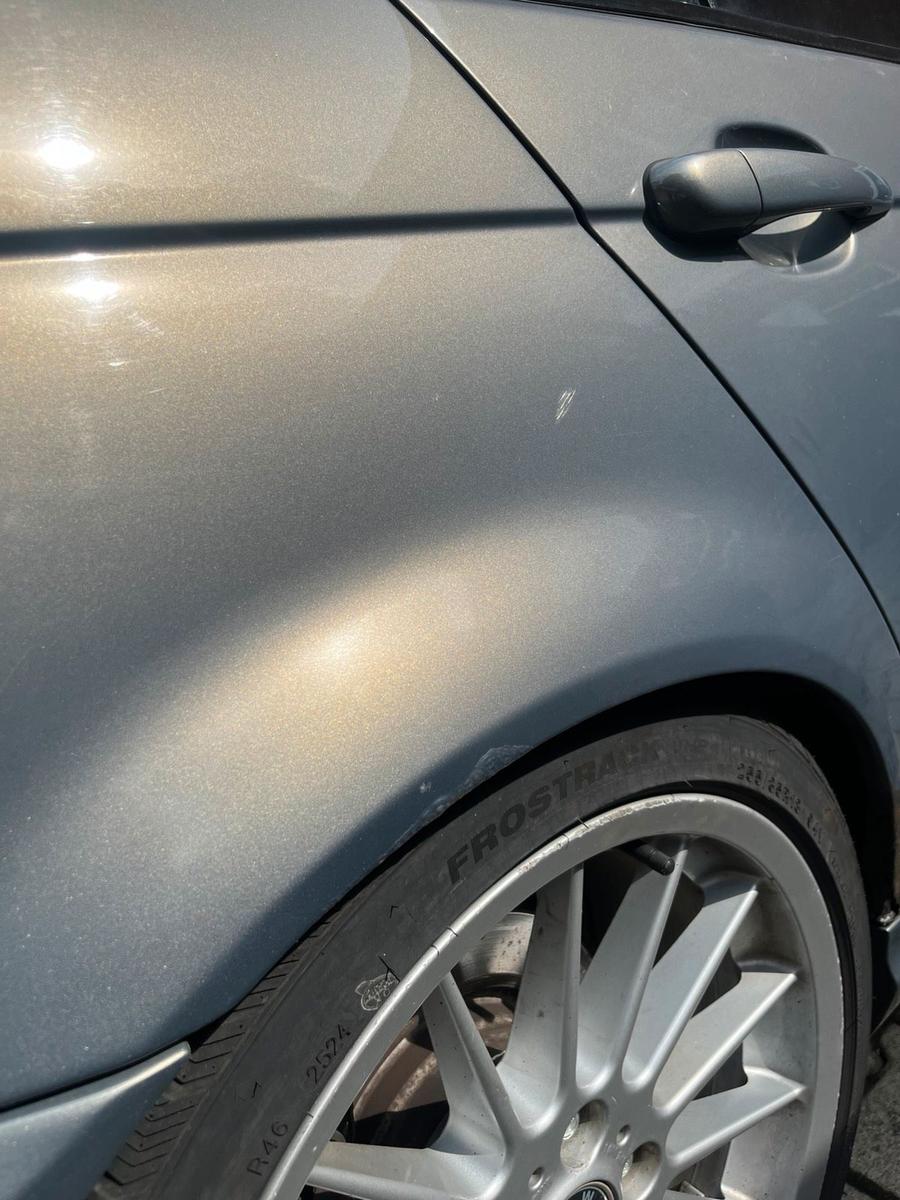 BMW 320 2004 — photo 14
