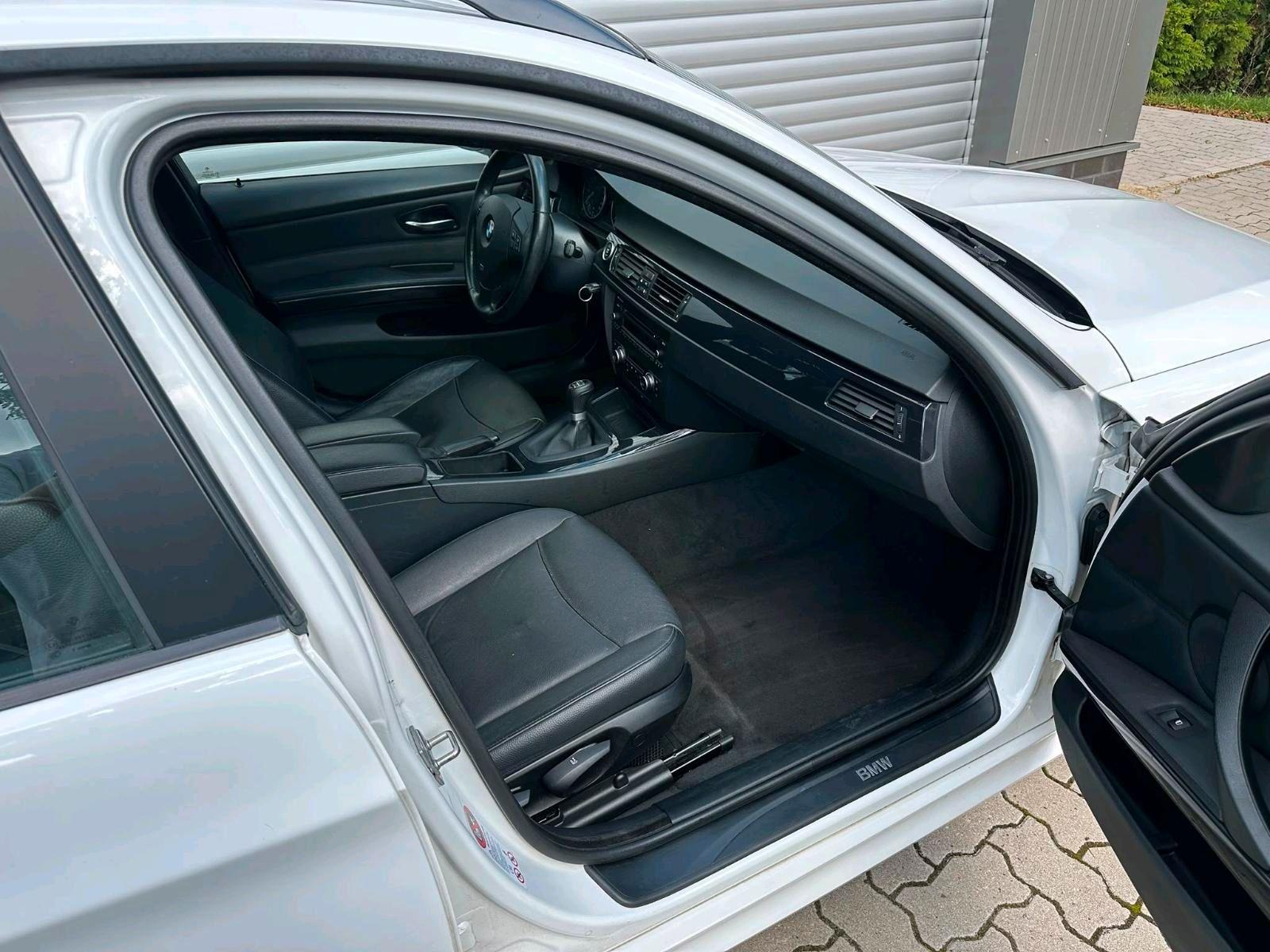 BMW 114 2009 — photo 8