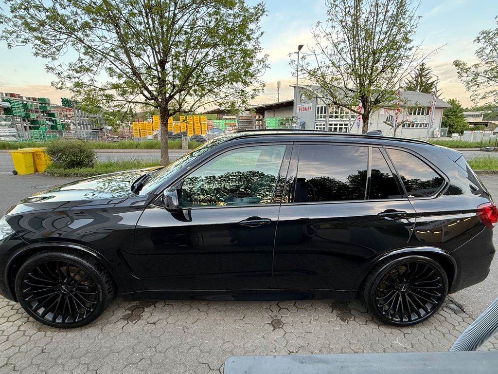 Image of BMW X5