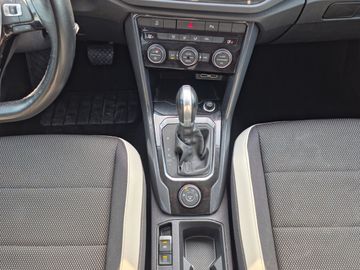 Volkswagen T-Roc - 11