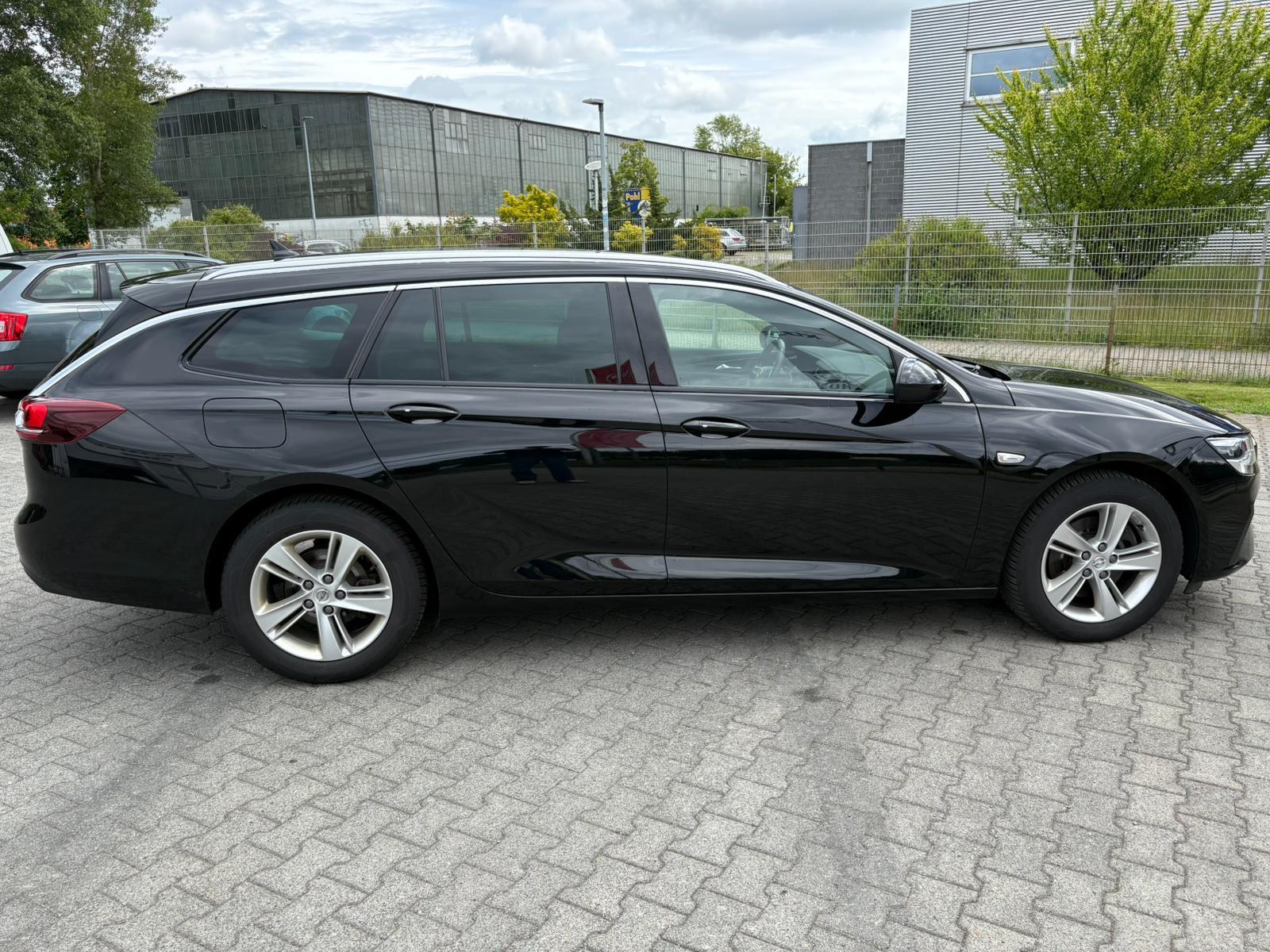 Opel Insignia B Sports Business Taxi Mietwagen 1.HAND