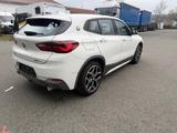 BMW X2 sDrive 18 d M Sport X FAHRSCHULE FAHRZEUG - BMW: M1