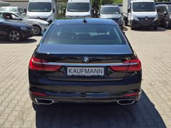 Fahrzeugabbildung 730 d xDrive Lim Laserlicht HUD AD StandHZG Navi