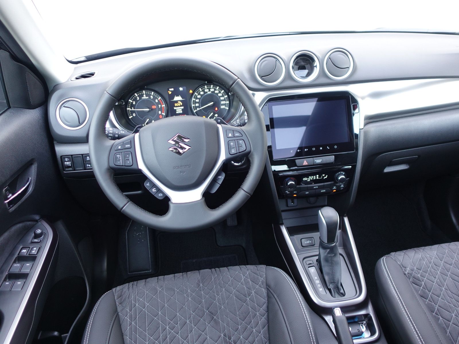 Fahrzeugabbildung Suzuki Vitara 1.4 6-Stufen Automatik Comfort+,NAVI,SHZ