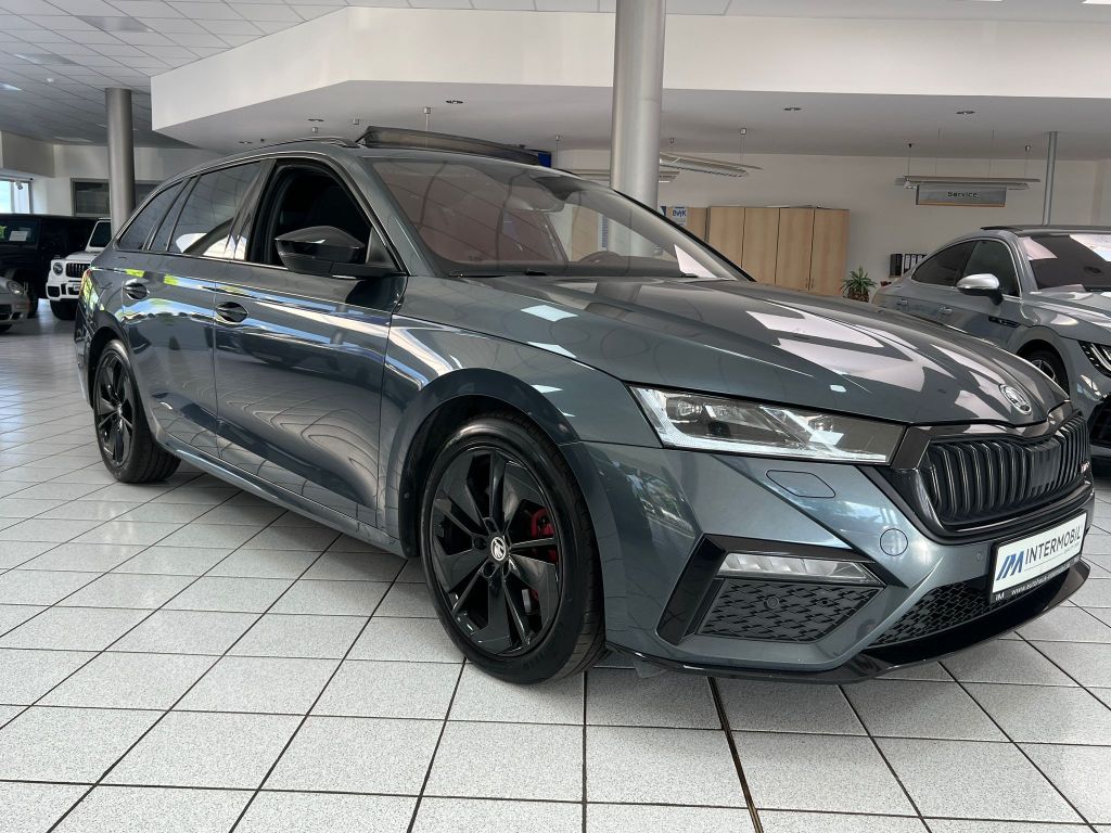 Skoda Octavia RS Combi 2.0 TSI*LED*PANO*TOTW*VIRTU*DAB