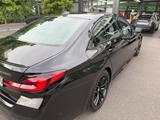 BMW 550 M550i xDrive A - - BMW 550: 550i Xdrive