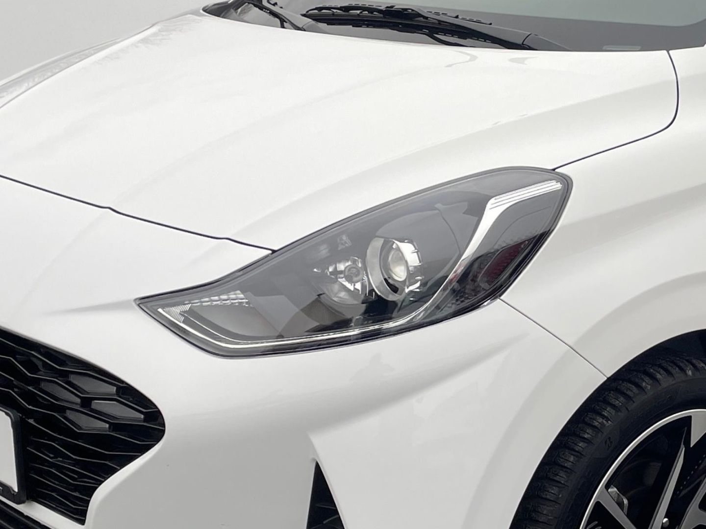 Fahrzeugabbildung Hyundai i10 1.2 Prime Allwetter Navi Kamera Sitzheizung