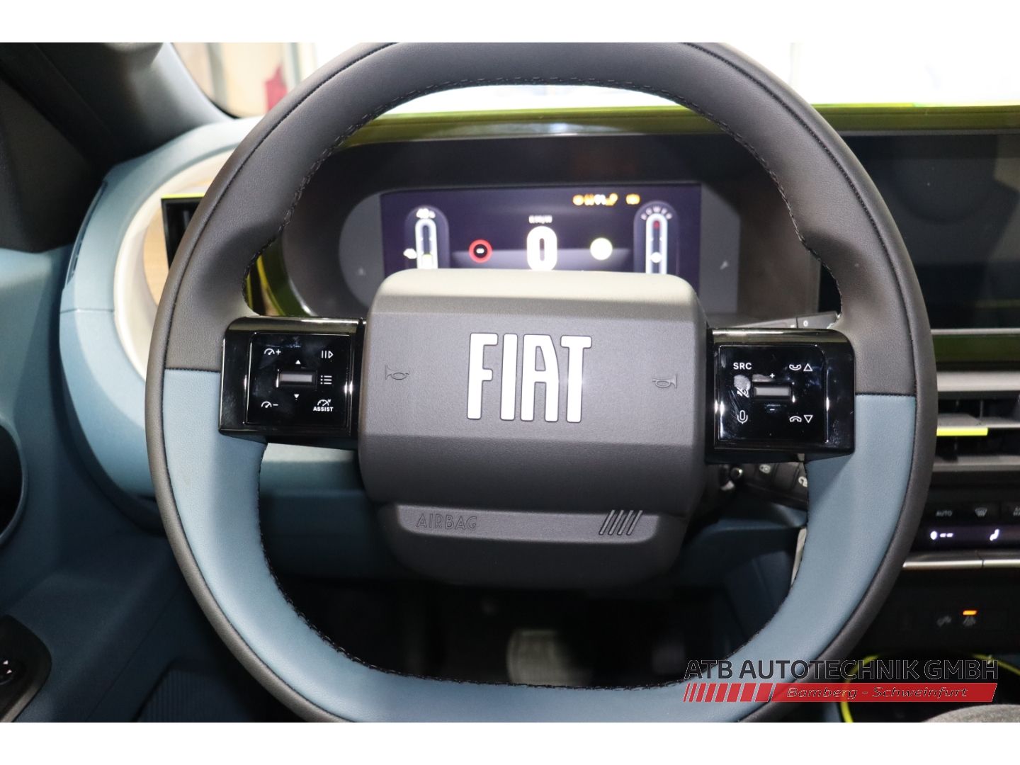 Fahrzeugabbildung Fiat Grande Panda Sonderedition EV 44 kWh Navi Digita