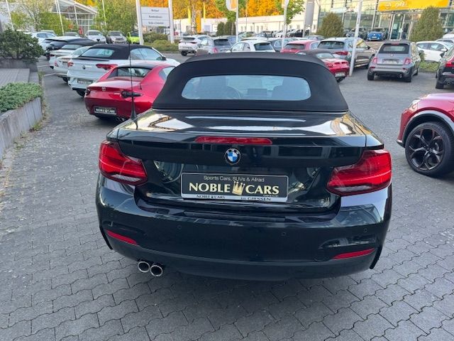 Fahrzeugabbildung BMW 220i Cabrio M Sport H/K LED NAV PDC SHZ 18"
