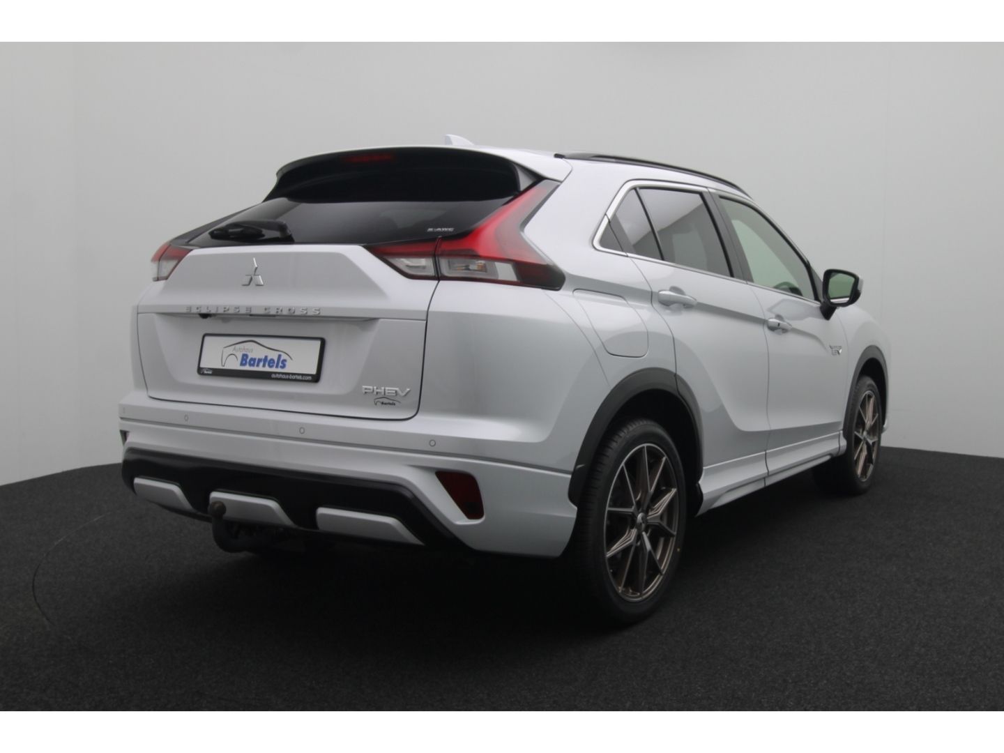 Fahrzeugabbildung Mitsubishi Eclipse Cross 2.4 Plus Select Hybrid 4WD