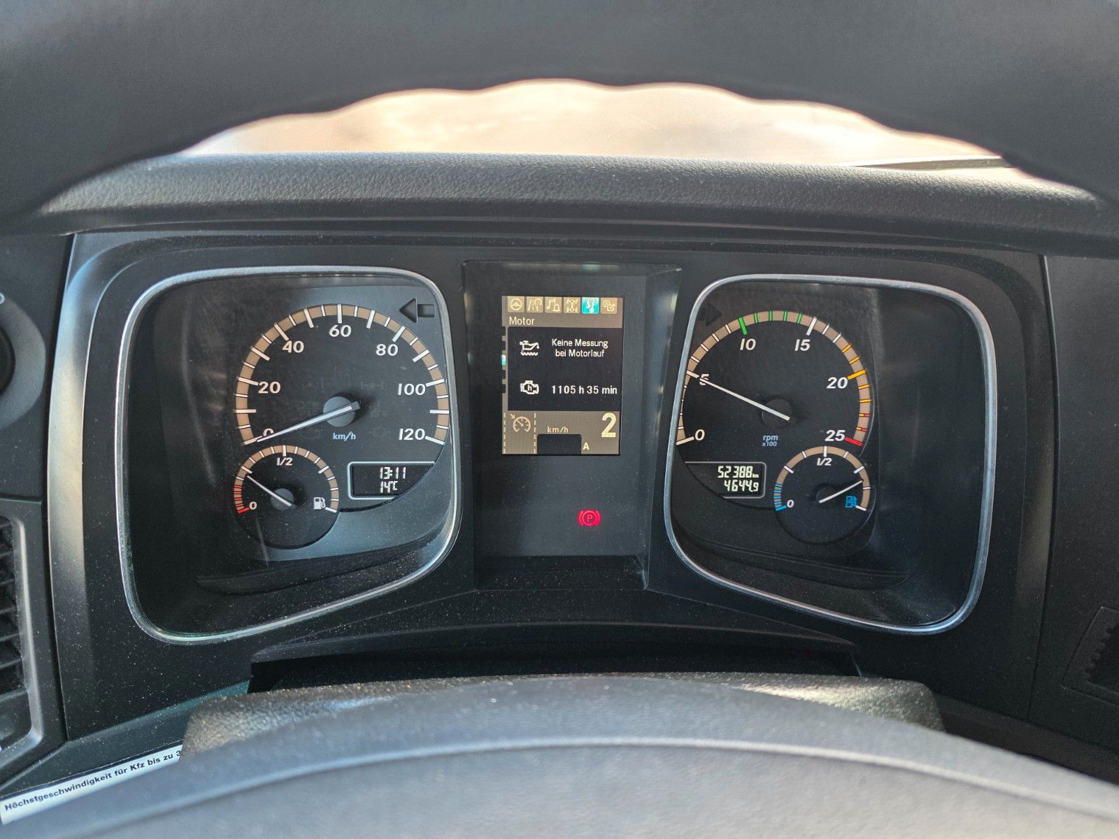 Fahrzeugabbildung Mercedes-Benz Actros 1833 L Retarder 2x Bett LBW Bär 1.500kg