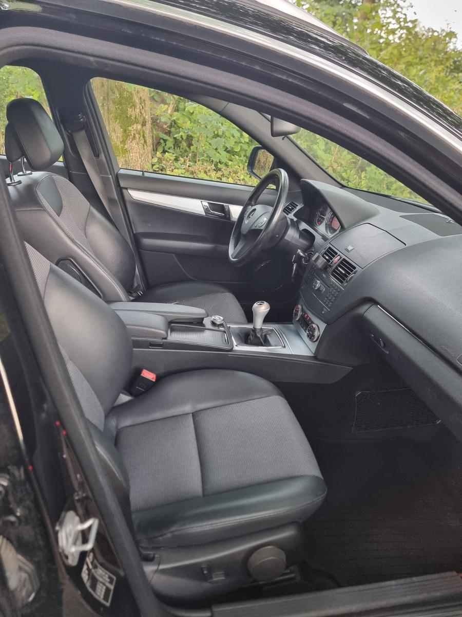 Mercedes-Benz C220 2008 — photo 7