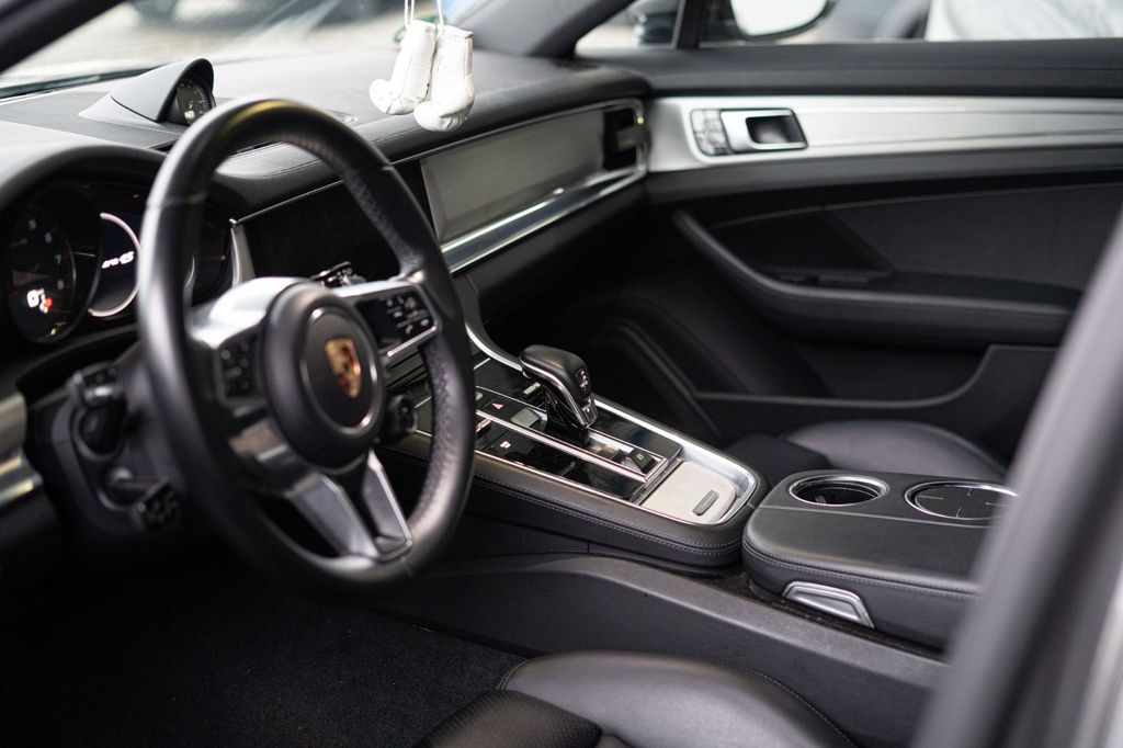 Image of Porsche Panamera