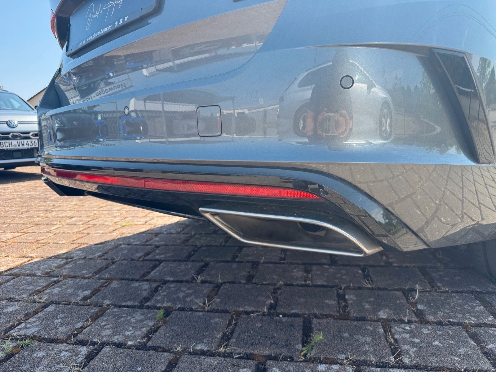 Fahrzeugabbildung SKODA Octavia Combi RS 2.0 TSI