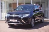 Mitsubishi Outlander 2.4 PHEV 4WD CVT Kamera Sitzheizung - Mitsubishi Outlander: Cvt