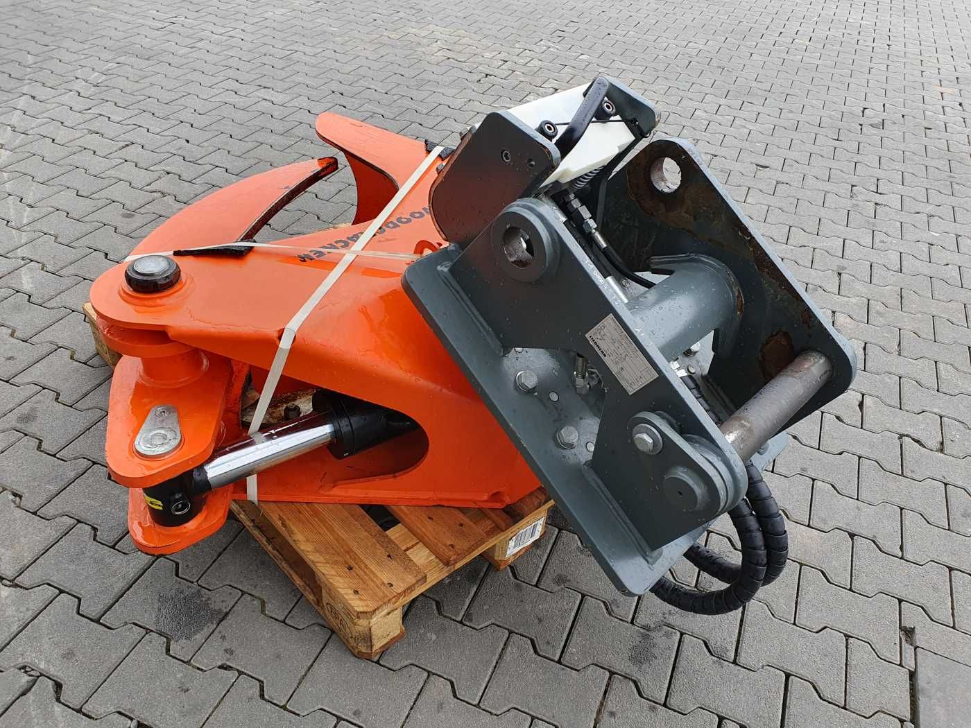 Fahrzeugabbildung Andere Westtech CL260 Fällgreifer Likufix SW33 2024