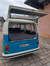 Volkswagen VW T2b mit Doppel-Schiebetür - Volkswagen T2: T2b