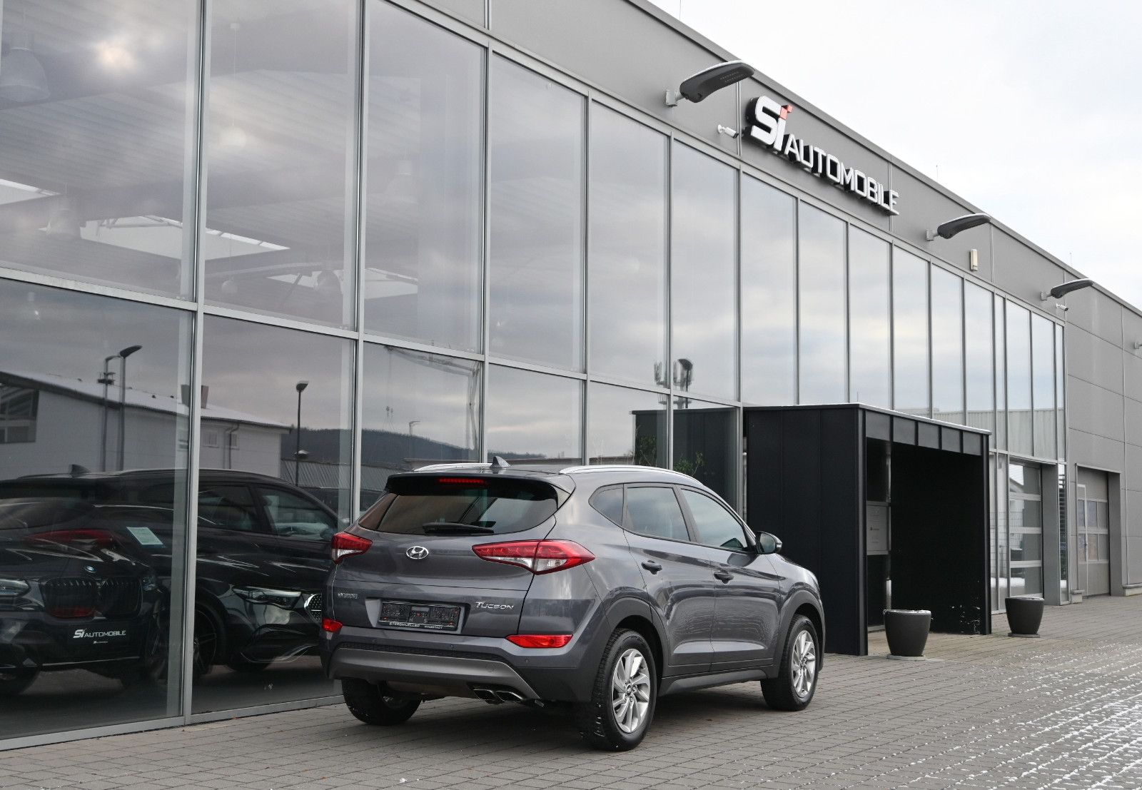 Fahrzeugabbildung Hyundai TUCSON 1.6 T-GDI Intro Edition °PDC VO+HI°KAMERA