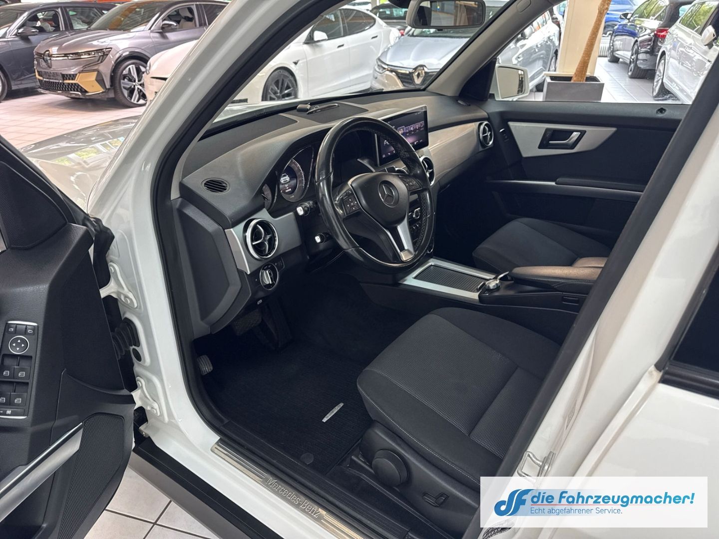 Fahrzeugabbildung Mercedes-Benz GLK 220 CDI BlueEfficiency 4Matic  Klima e-Sitze