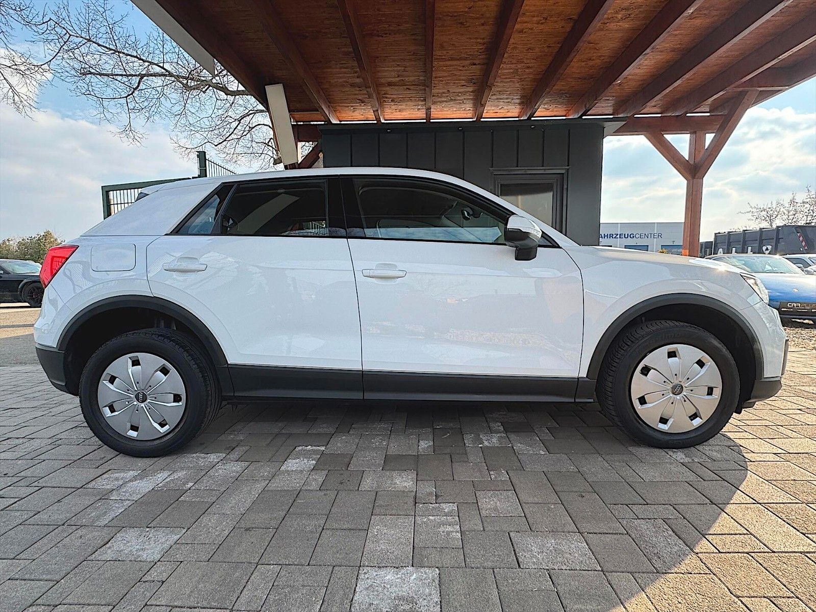 Fahrzeugabbildung Audi Q2 30 TDI Sport *MMI Plus*DAB*EURO 6d*1.Hand*