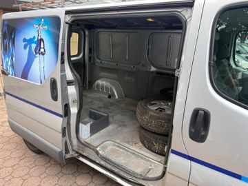 Opel Vivaro - 7