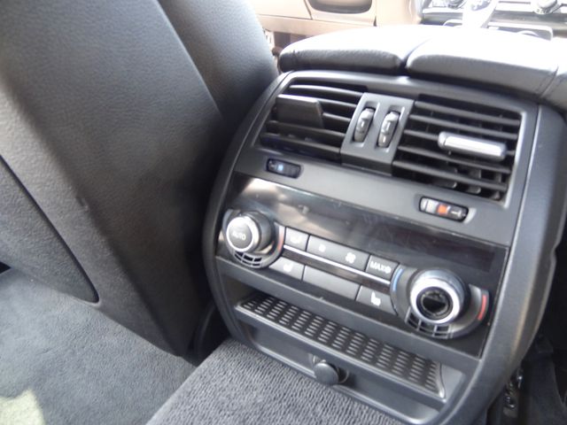 Fahrzeugabbildung BMW 530d xDrive/Pano/SoftC/Leder/Navi/Kamera/2.H/AHK