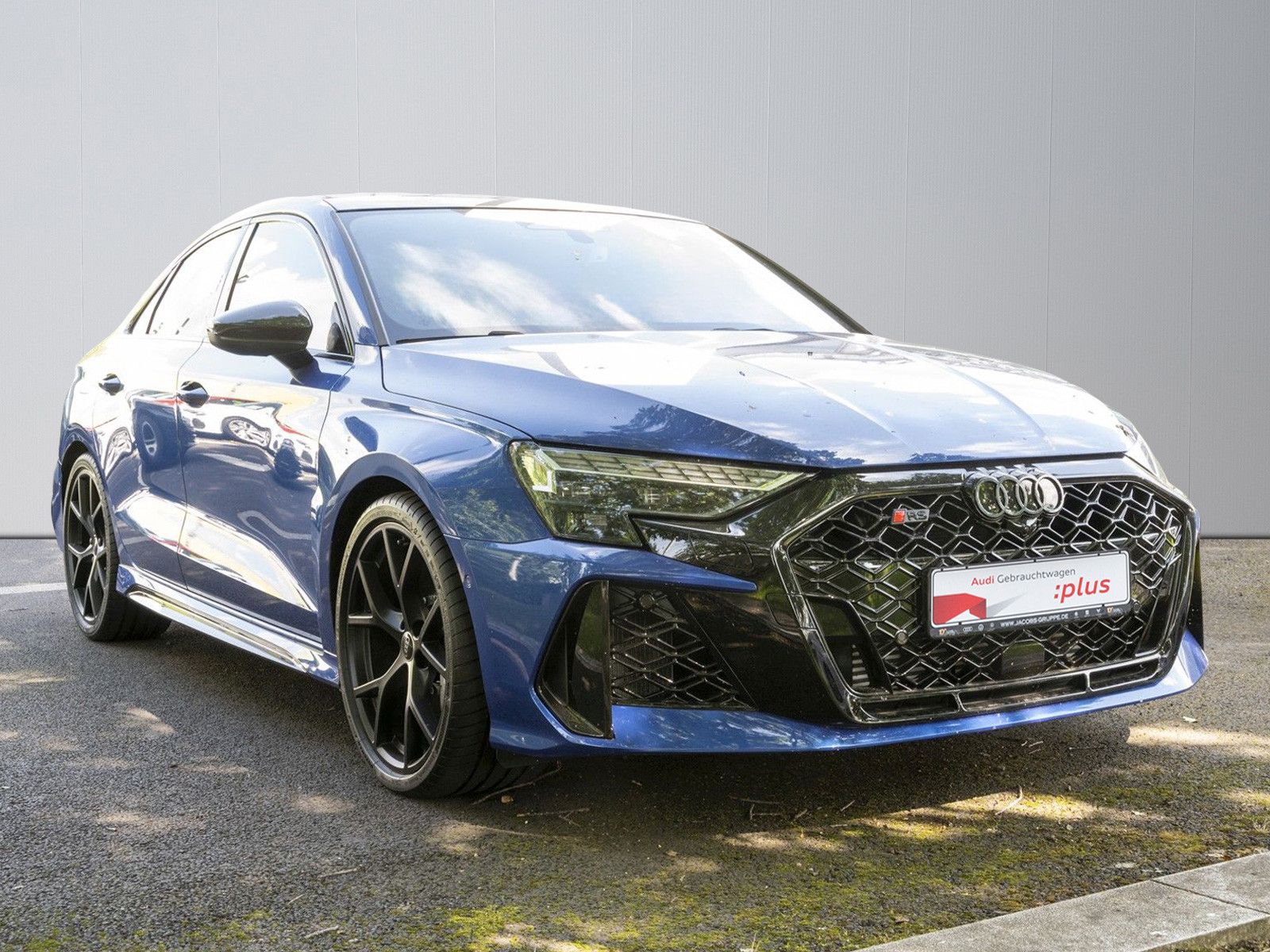 Audi RS3 Limousine 2.5 294 kW TFSI quattro Sportabgas imagem 3