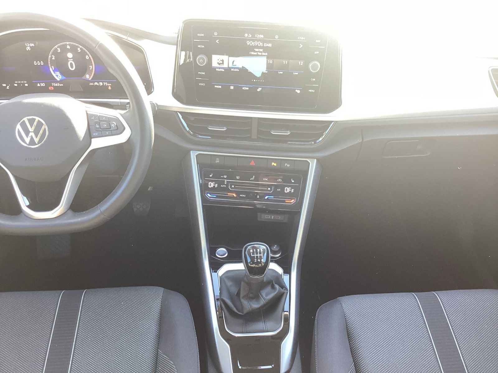 Volkswagen T-Roc - Bild 12