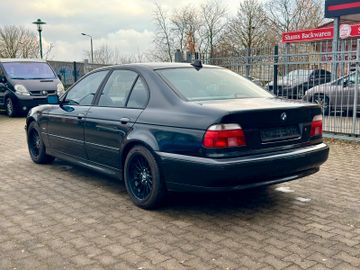 BMW 523 - 7