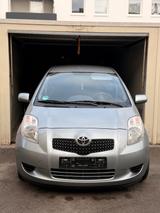 Toyota Yaris Executive 1,3-l-VVT-i Executive - Toyota Yaris: Executive