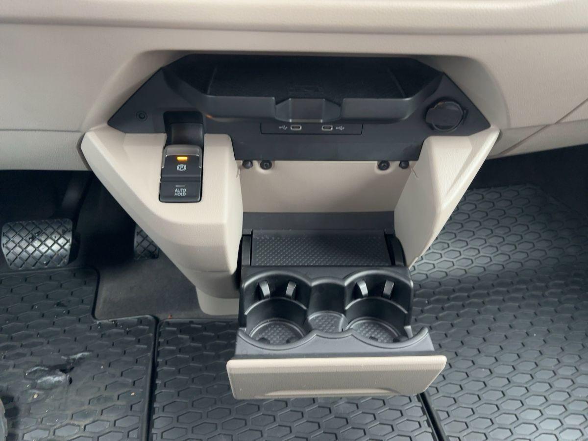 Volkswagen T7 Multivan 1.4 TSI Hybrid DSG GRA LED Navi