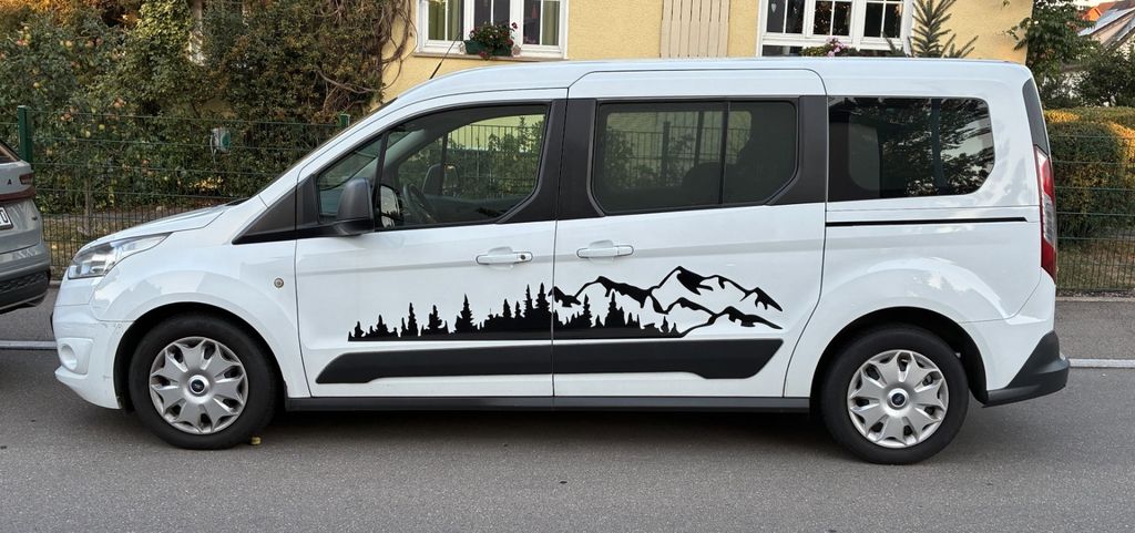 Image of Ford Grand Tourneo