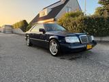 Mercedes-Benz E 220 Coupe 1994 - Mercedes-Benz 220 mit Benzin-Antrieb: Automatik