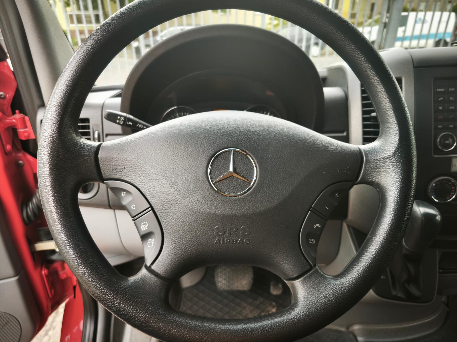 Mercedes-Benz Sprinter 519