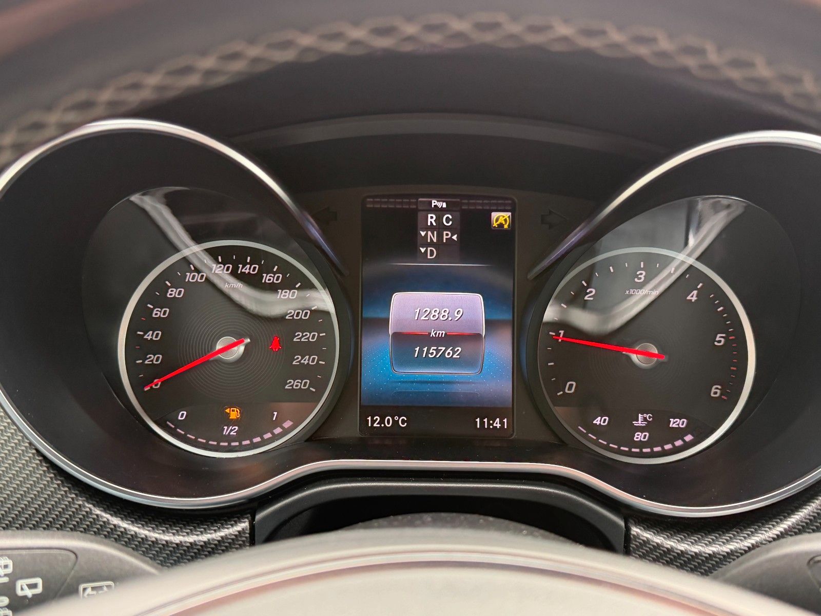 Fahrzeugabbildung Mercedes-Benz V 250 d AVANTGARDE ED AMG DISTRONIC Sitzklima